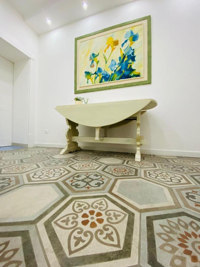 Отель Fior Dei Carmeliti Centre Тропея Экстерьер фото